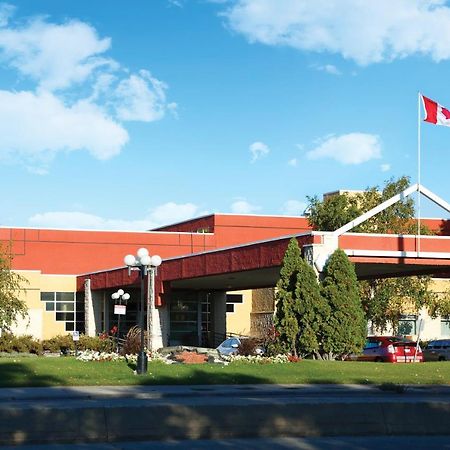 Canad Inns Destination Centre Garden City Winnipeg Extérieur photo